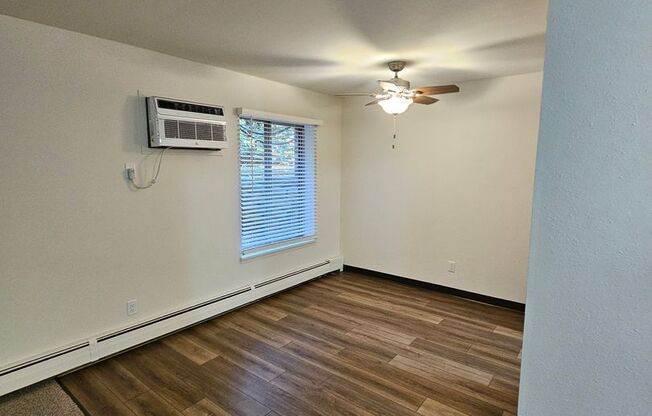 2 beds, 2 baths, 960 sqft, $1,025, Unit 21 - 107