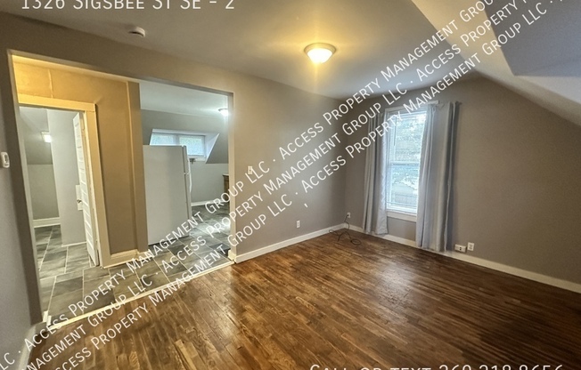 1326 SIGSBEE ST SE