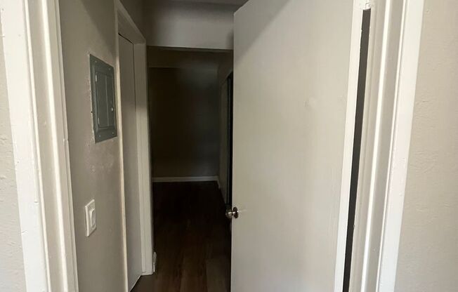 Flint Way Apartments