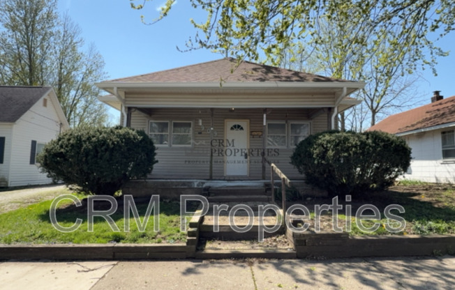 909 W VIRGINIA AVE