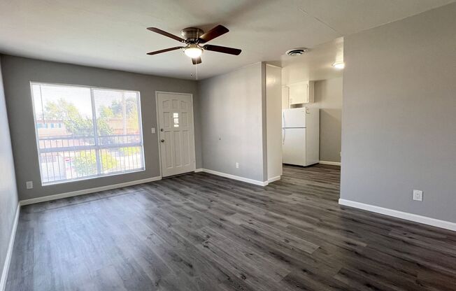 2 beds, 1 bath, 704 sqft, $1,995, Unit 16