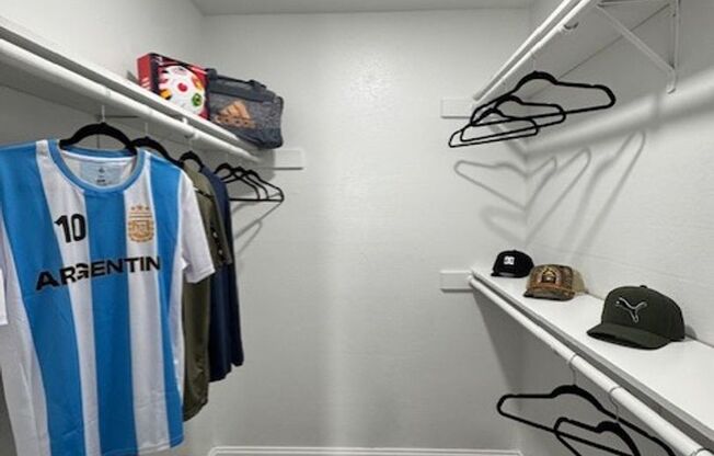 1 bed, 1 bath, 575 sqft, $675, Unit 182