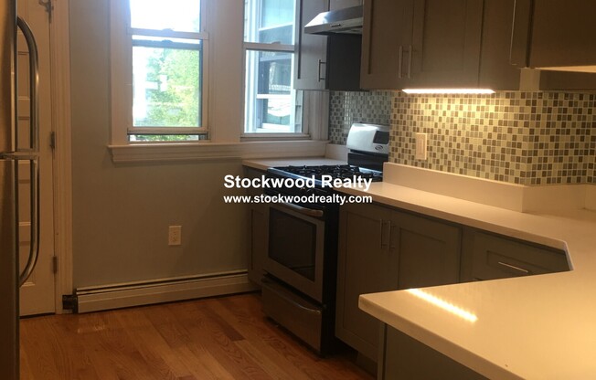 841 DORCHESTER AVE