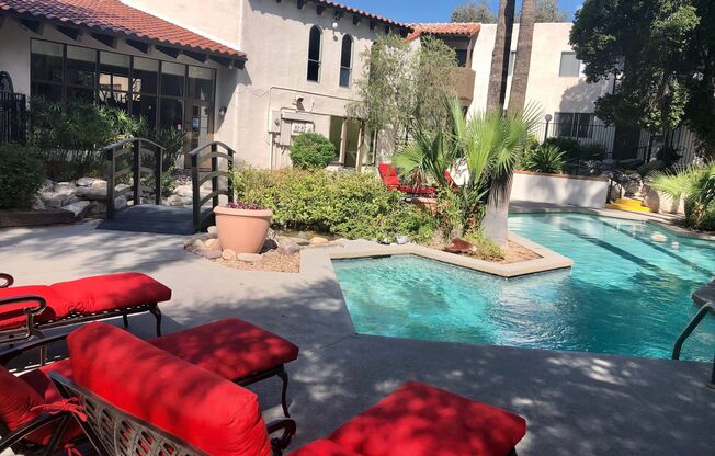 1 bed, 1 bath, 691 sqft, $1,170, Unit 245