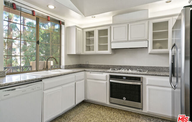 1875 S Beverly Glen Blvd
