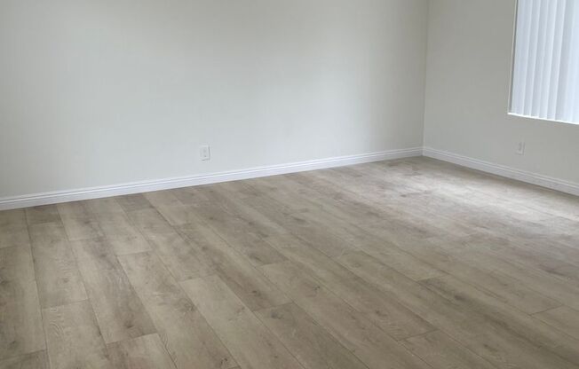 1 bed, 1 bath, 750 sqft, $1,845, Unit 32