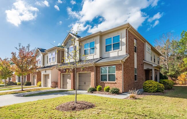 Beautiful 4-bedroom, 3-bathroom Townhome in RTP!