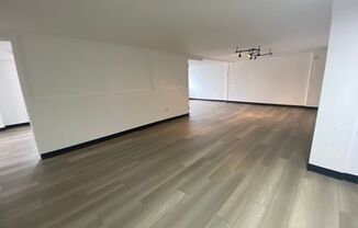 3 beds, 1 bath, $2,295, Unit 1411-6