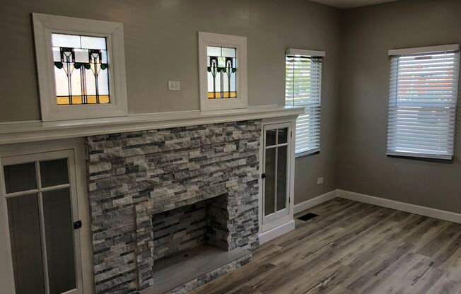 Large remodeled 4bed/2bath close to schools and transportation!