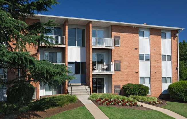 Rock Creek Apartments Exterior