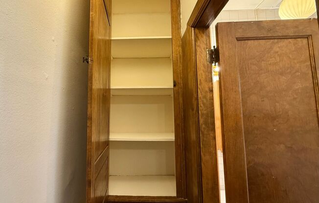 Studio, 1 bath, 300 sqft, $1,295, Unit 530-213