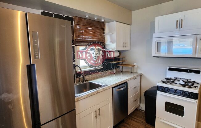 Cozy 1 Bd 1 Bath Remodeled Duplex