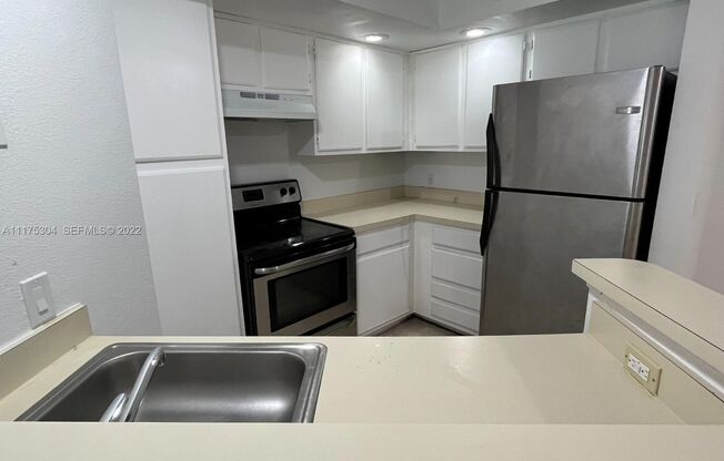 Spacious 2-bed, 2-bath apartment - Ponte Verde at Palm Beach Lakes