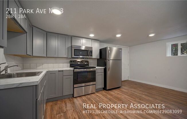 211 Park Ave N