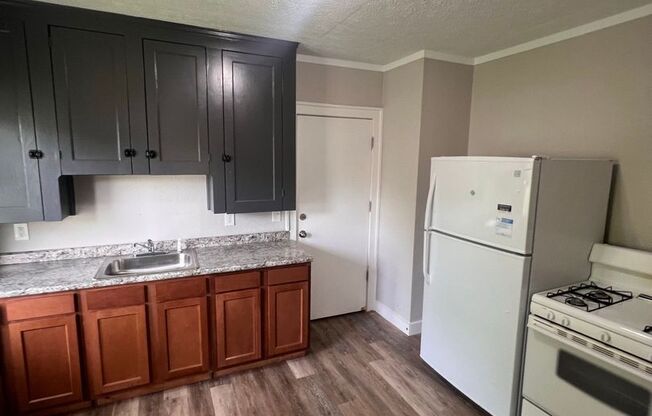 E. 114th St. 4275
