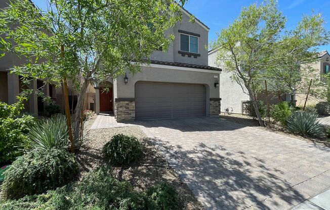 BEAUTIFUL 3 BED 2.5 BATH 2 CAR GARAGE SINGLE FAMILY HOME w/ COMMUNITY PARK, PLAYGROUND, BBQ, POOL & SPA IN HENDERSON