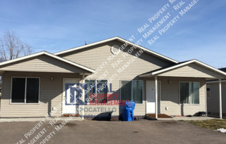 1592 Zener St