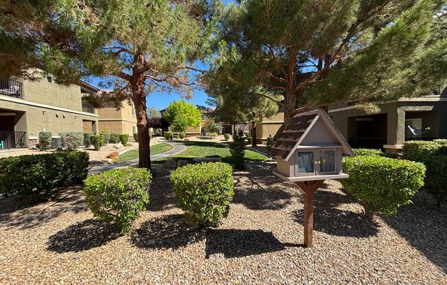 3 beds, 2 baths, $1,850, Unit UNIT 2022