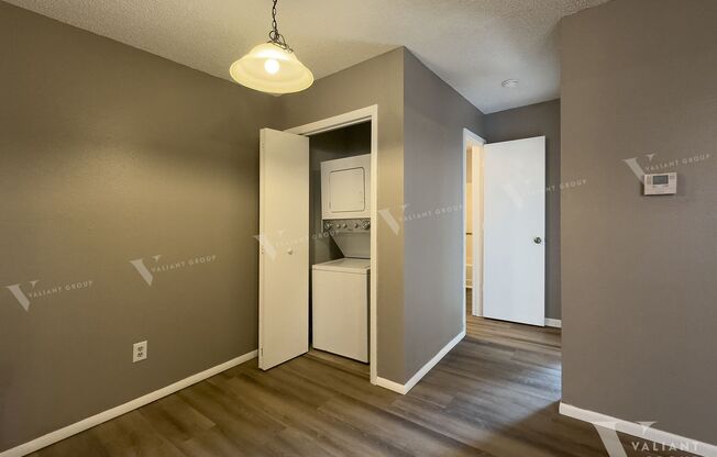 1 bed, 1 bath, 500 sqft, $800, Unit 8