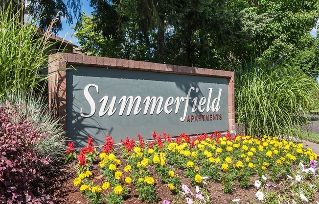 Monument Sign at Summerfield, Tigard