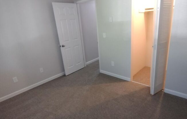 2 beds, 1 bath, 776 sqft, $1,500, Unit 044