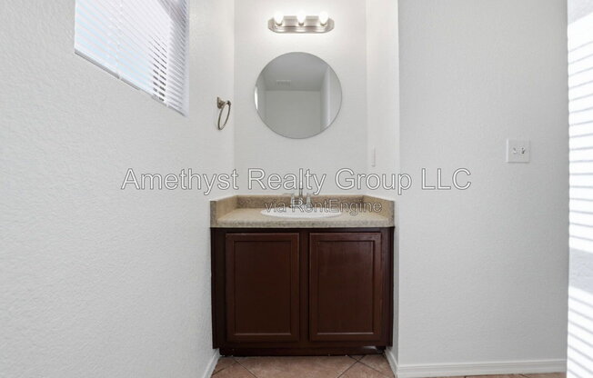 4 beds, 2.5 baths, 2,317 sqft, $2,295