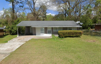 Charming 3-Bedroom Home with Modern Comforts - Move in by 10/30/24 and get $100 GC