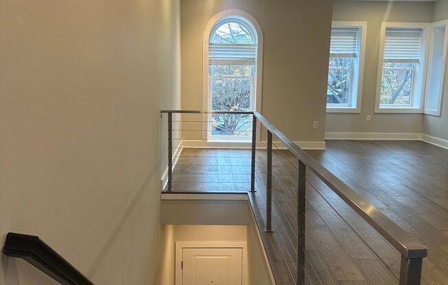 Modern 2 Bedroom, 2 Bathroom Penthouse with Parking in Historic LeDroit Park