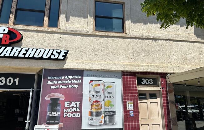 301-5 3rd Ave