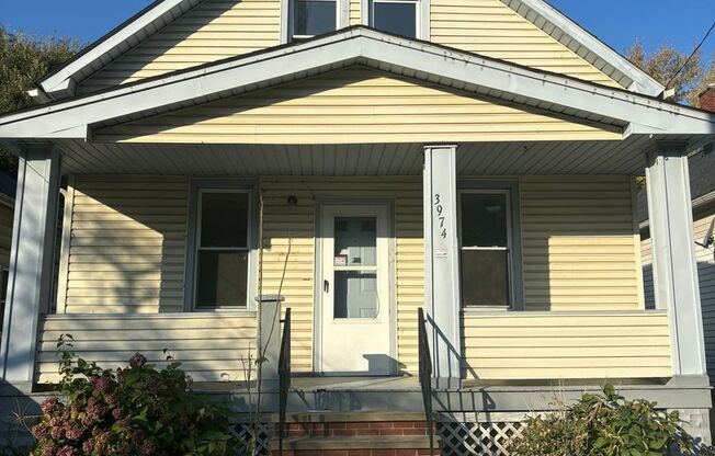 Harvard/Fleet three bedroom single family