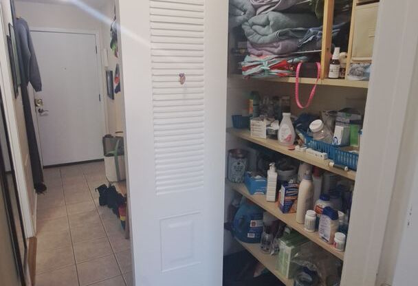 1 bed, 1 bath, 550 sqft, $1,150, Unit 310