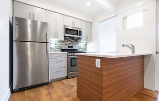 79 KINGSLAND AVE