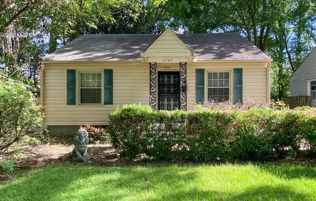 2 bed, 1 bath near the University of Memphis