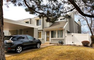 FANTASTIC 2 BEDROOM TOWNHOUSE IN THORNTON, AVAILABLE NOW!!!