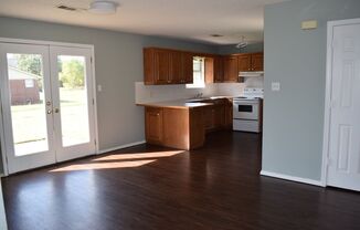 2 beds, 1 bath, $875, Unit 1305 #A