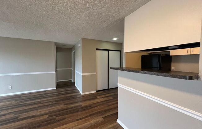 1 bed, 2 baths, 900 sqft, $2,200, Unit 007