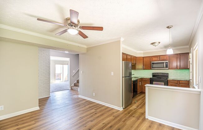 3 beds, 2.5 baths, 1,450 sqft, $2,350, Unit 8218-B (TH)