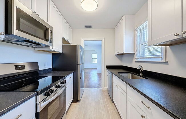 3800 DARTMOUTH AVE N