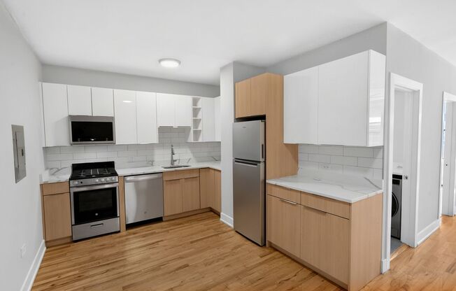 1 bed, 1 bath, 580 sqft, $1,795, Unit 218