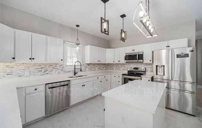 1203 N 19 ST