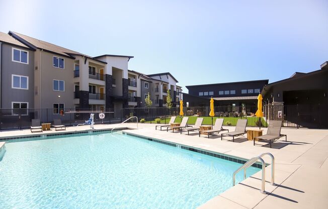 2 beds, 2 baths, 1,000 sqft, $1,707, Unit D305