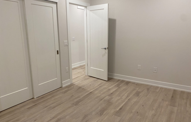 2 beds, 1 bath, 820 sqft, $2,220, Unit A202