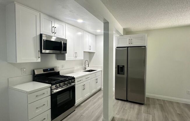 1 bed, 1 bath, 525 sqft, $1,975, Unit 9101-2