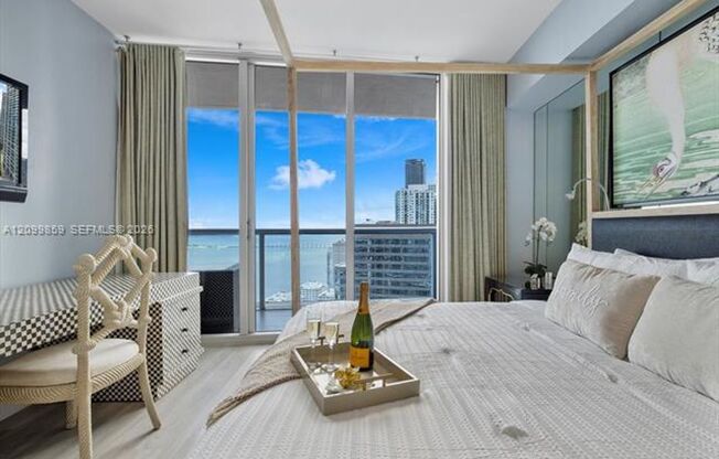 2 beds, 1 bath, $6,470, Unit # 4309