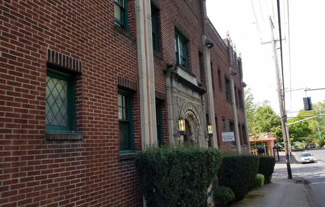 Mt. Tabor Apartments