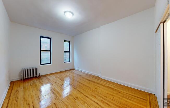 520 E 83 ST