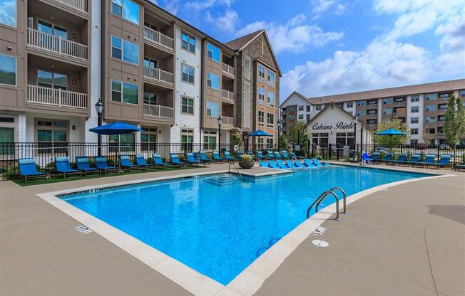 Outdoor Berewick Pointe Swimming Pool at Charlotte Rentals