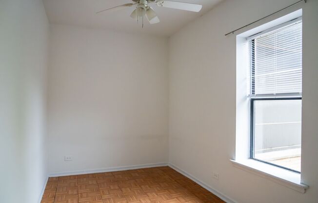 2 beds, 1 bath, 800 sqft, $1,695, Unit 3158-3