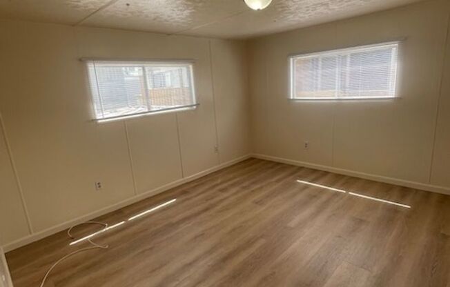 3 beds, 2 baths, 1,100 sqft, $3,850, Unit 133