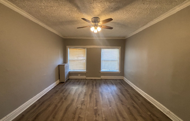 5509 5511 S WHIPPLE